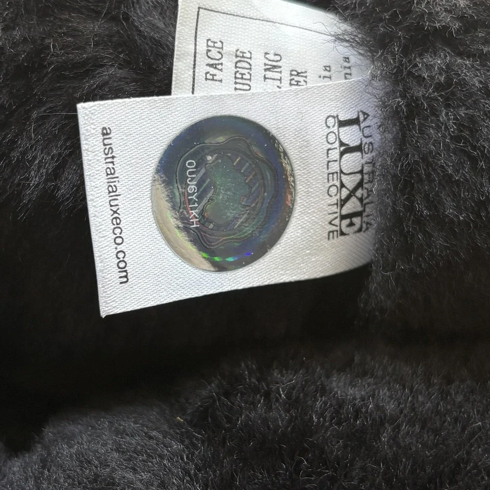 Australia Luxe Collective Boots Mens Size 13 Black‎ Sheepskin Cosy Short Snow